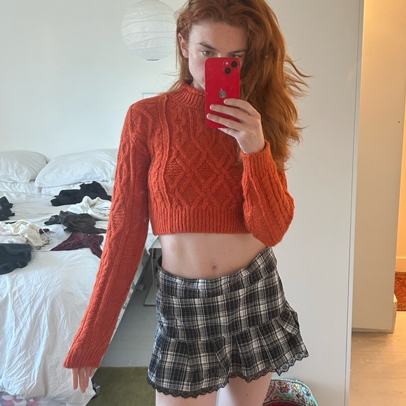 Burnt orange Wilfred cropped knit sweater - Picture 2 of 3
